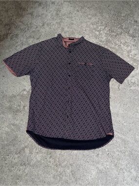 Casual Short-Sleeve Patterned botton up Shirt in Black and Pink navy blue mens